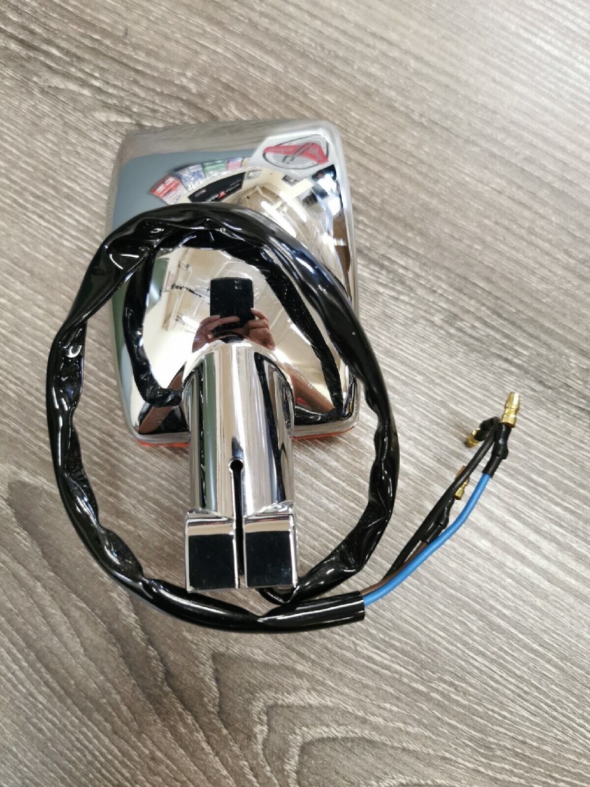 NOS YAMAHA XV920J 1982  FRONT FLASHER ASSEMBLY  10L-83310-70-00  Y54