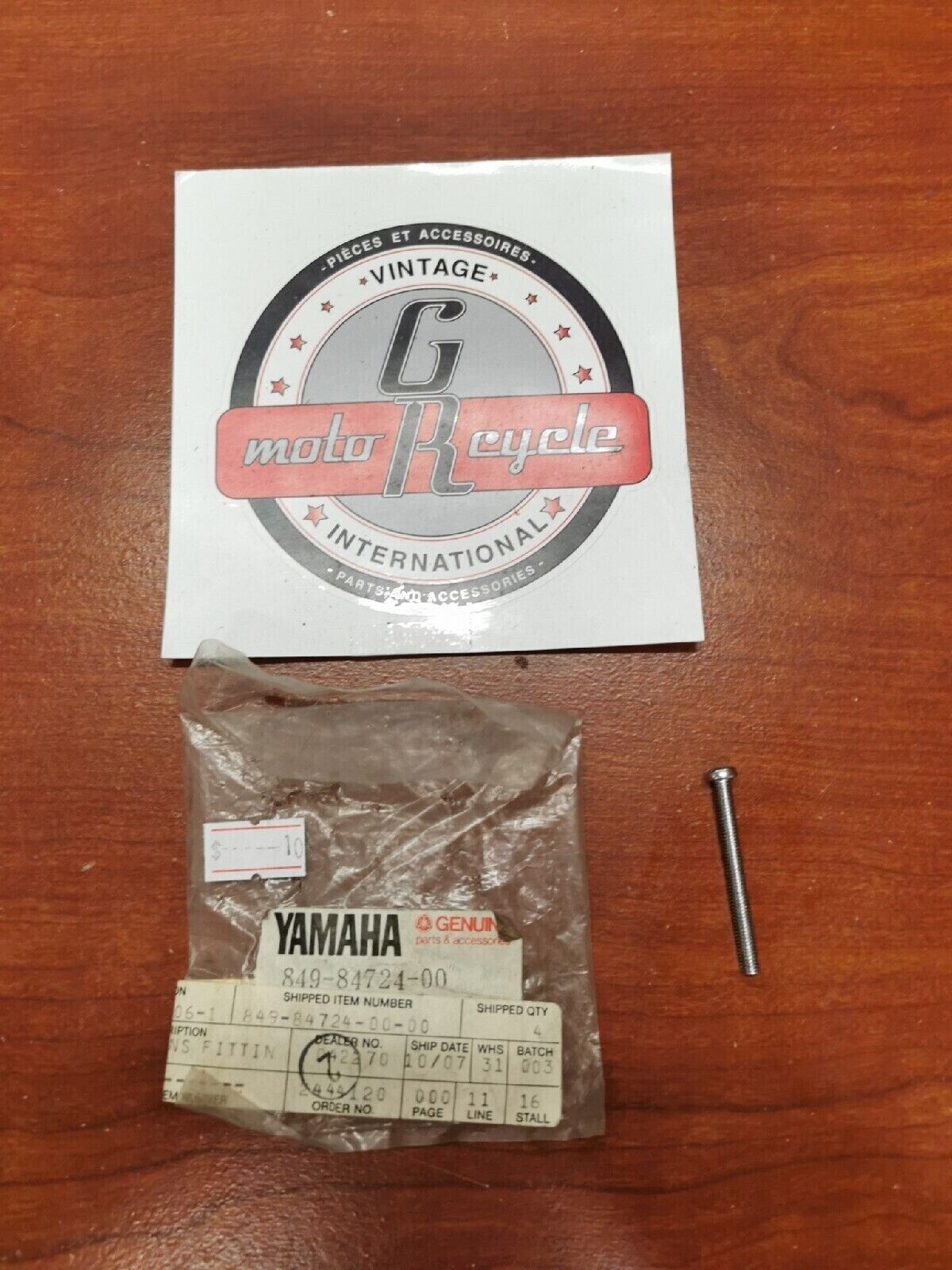 NOS Yamaha SCREW PAN HEAD 849-84724-00-00 SUB. 98580-04540-00 Y68