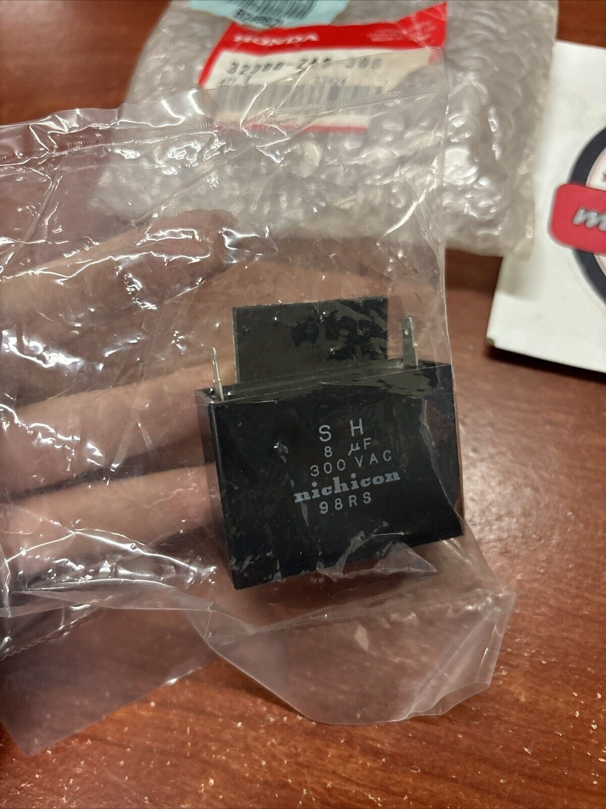 NOS Honda EM650 EX650 CONDENSER 32380-ZA8-306 H182