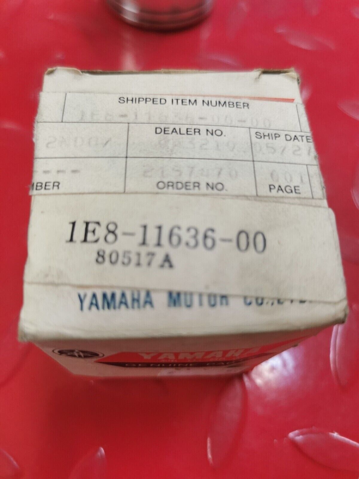 NOS YAMAHA RD200 PISTON (2ND O/S) 1E8-11636-00 Y27