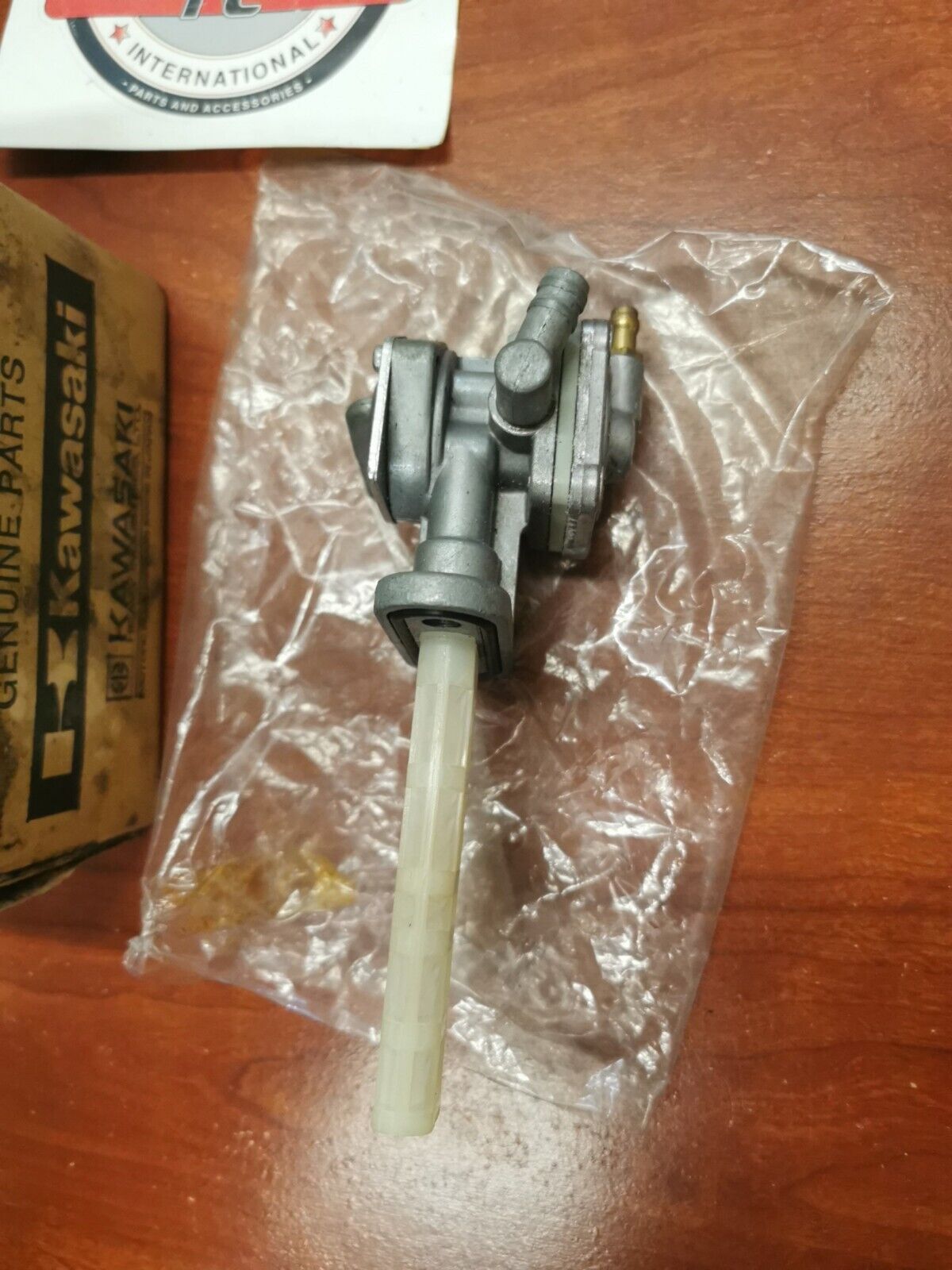 その他 KAZE.134 Kawasaki OEM 51023-1320 FUEL TAP PETCOCK 51023-1320 NINJA