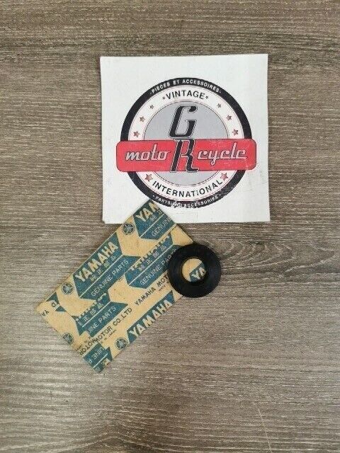 NOS YAMAHA YT125N YT175 YT125J GTMXE GT80B YZ80C OIL SEAL 93104-18006-00 Y150