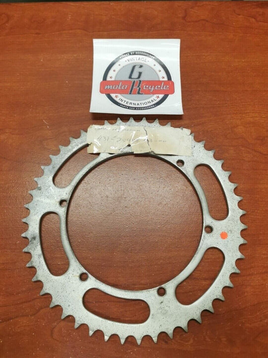 NOS Yamaha TT500 YZ250 YZ400 YZ360 REAR DRIVE SPROCKET 48T 431-25448-03-00 Y90