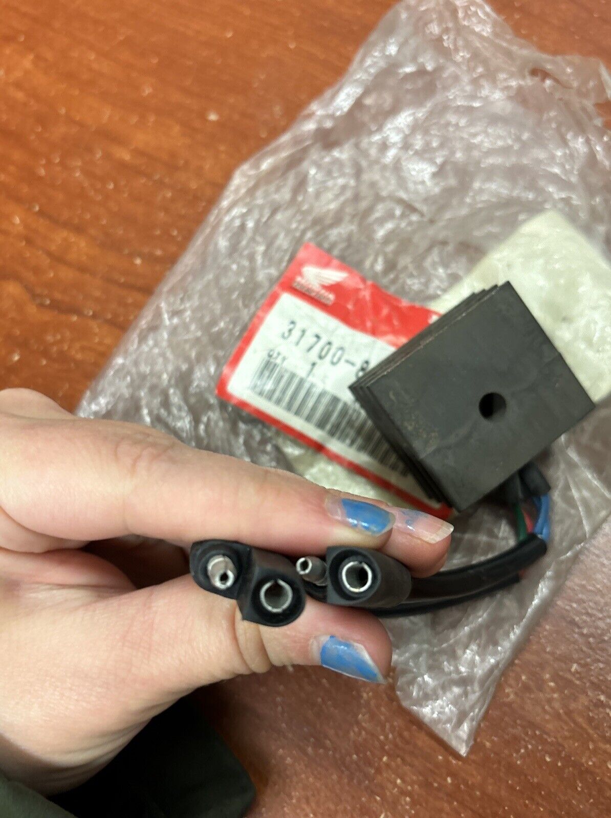 NOS Honda BF100 BF75 RECTIFIER 31700-881-000 H177