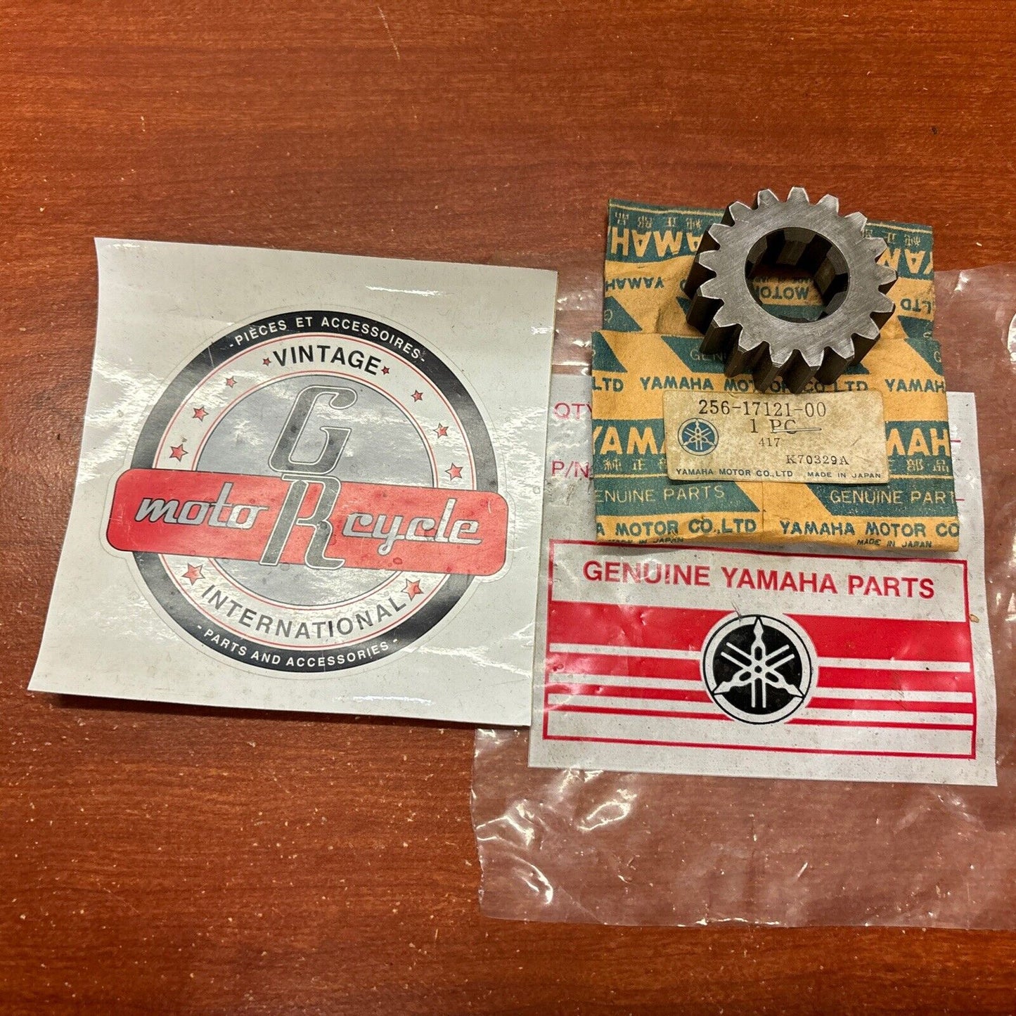 NOS Yamaha TX650 TX750 XS1 XS2 XS650 XS750 2ND PINION GEAR 256-17121-00-00 Y172