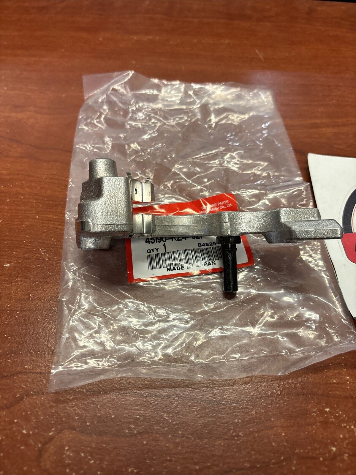 NOS Honda CR125R CR250R CRF230F XR650 LEFT FRONT BRACKET SUB  45190-KZ4-J21 H139