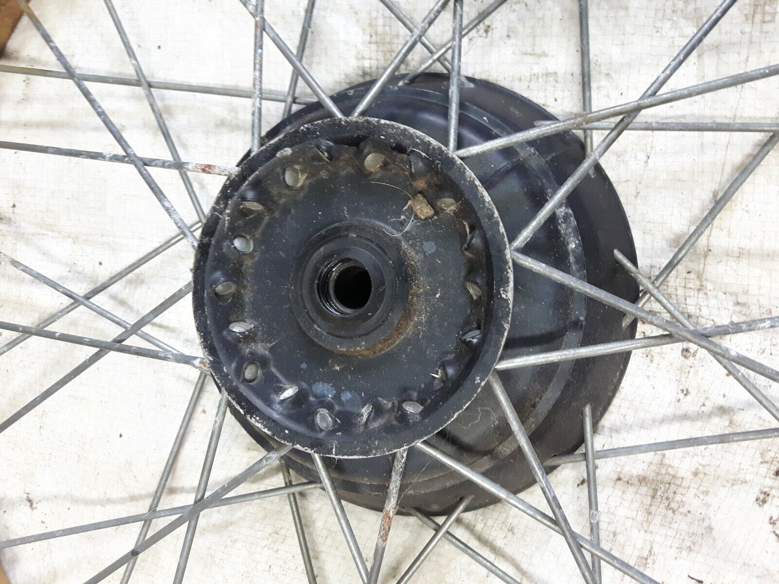 Honda XL250R 1984 front wheel rim hub 1985 1986 1987 44601-KG0-000 takasago