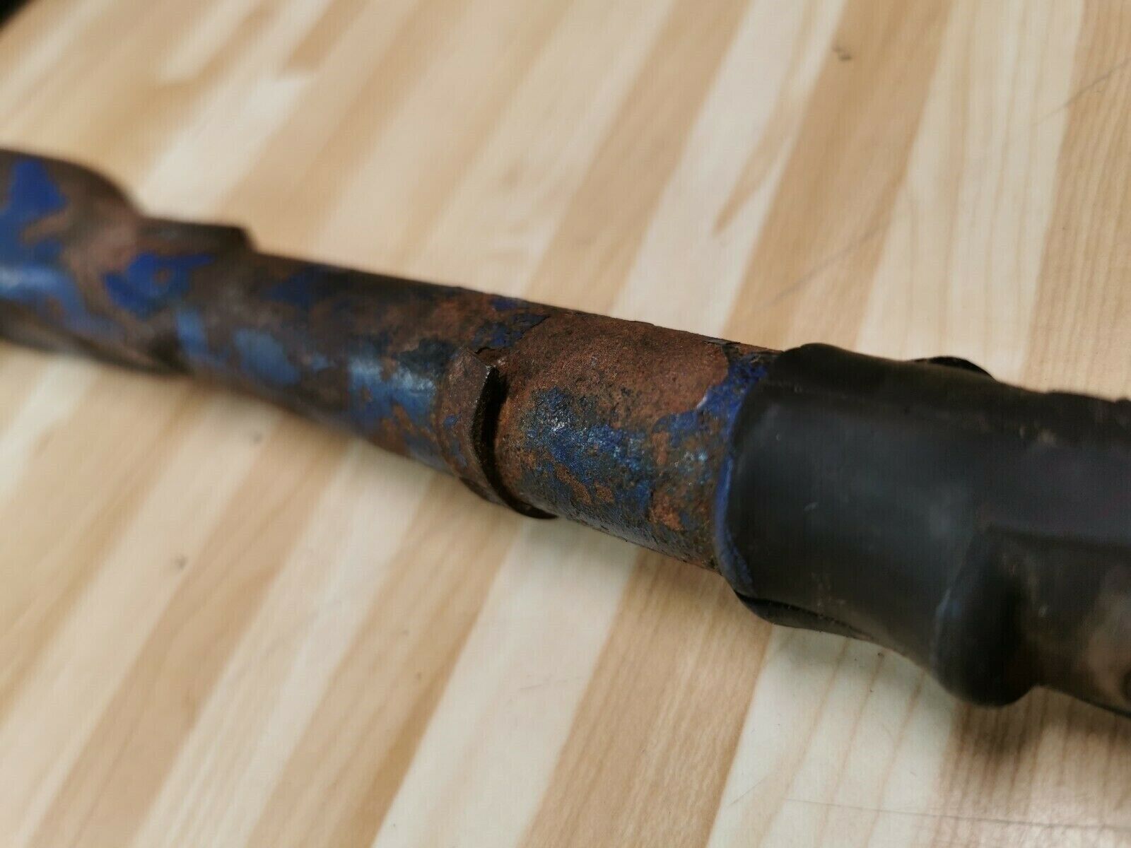 Suzuki RM125 1982 swingarm linkage cushion lever rod arm left