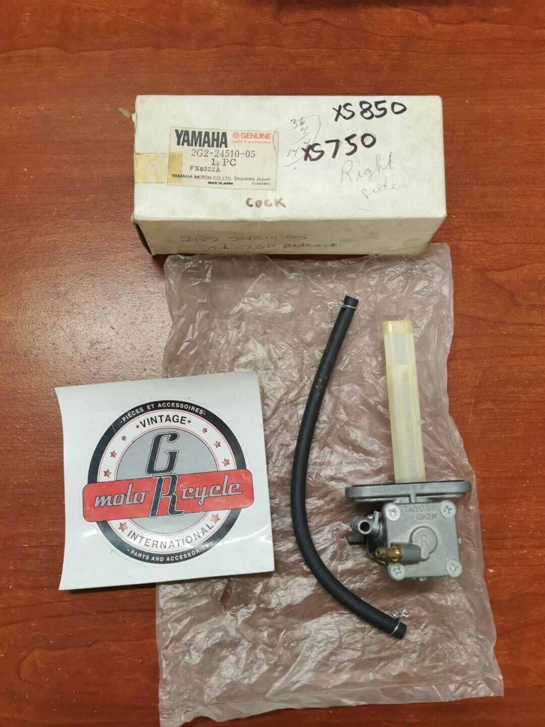 NOS Yamaha XS750 XS850 XS1100 FUEL COCK ASSEMBLY 2 2G2-24510-05-00 Y87