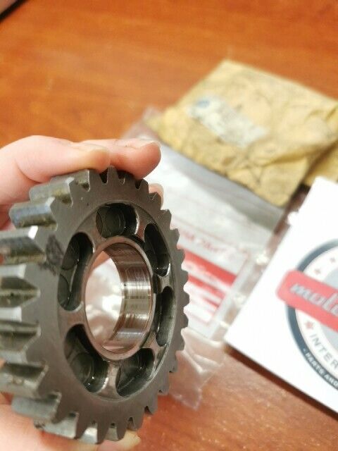 NOS Yamaha XS750 2ND WHEEL GEAR 1J7-17221-02-00 SUB 1J7-17221-03-00 Y153