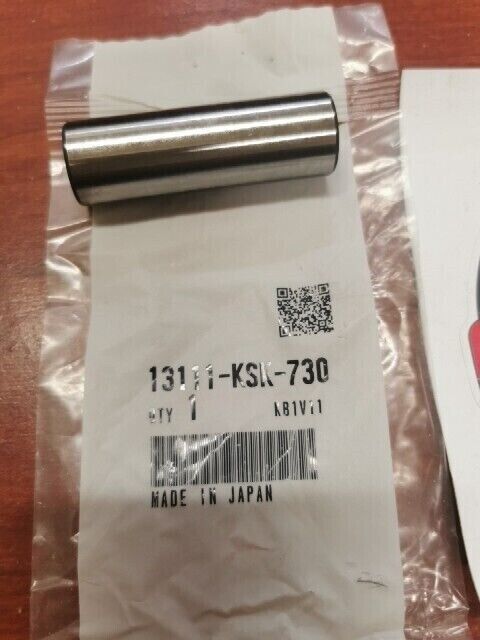 NEW NOS Honda CR250R PISTON PIN 13111-KSK-730 H57