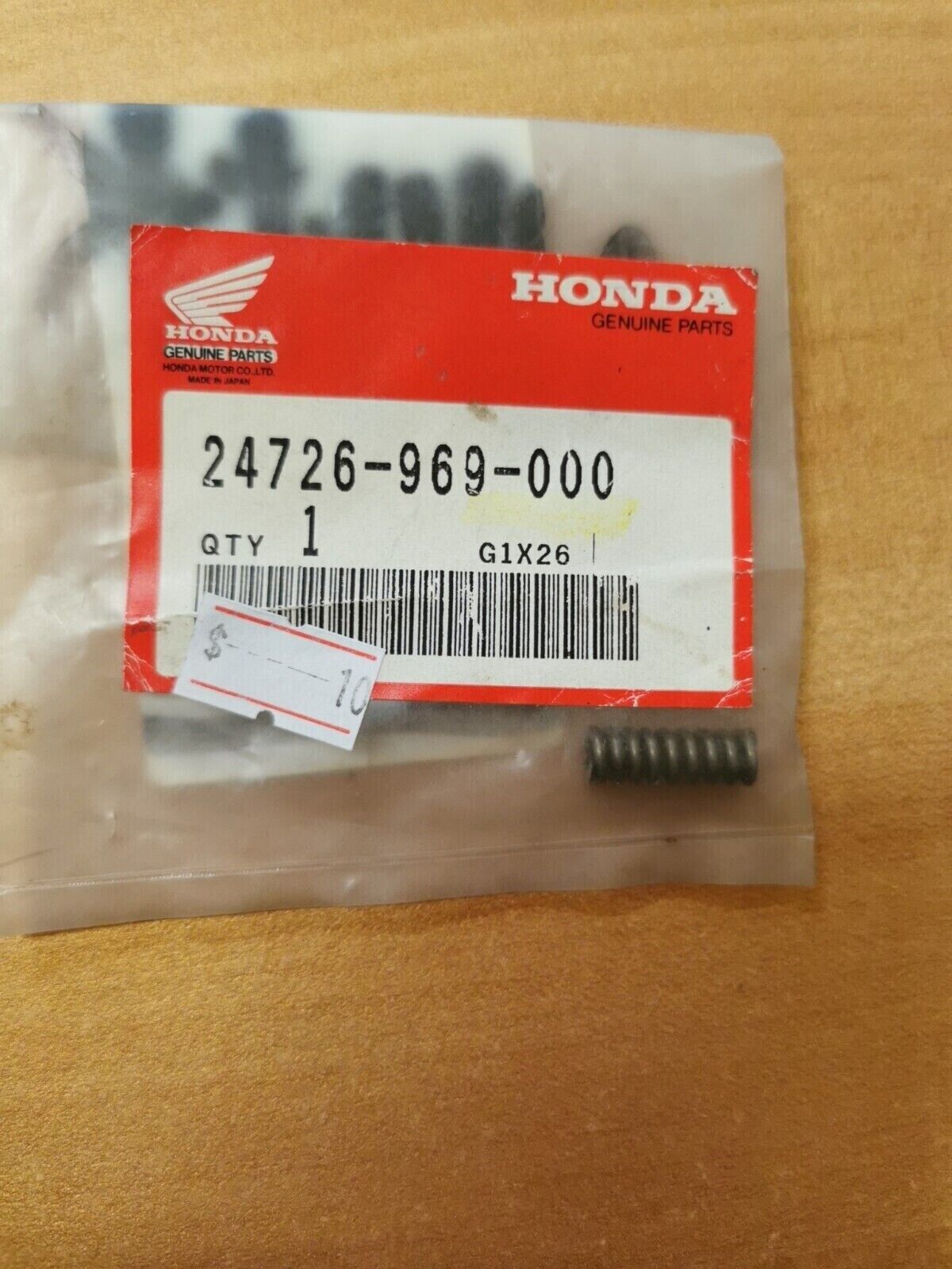 NOS Honda 1984 ATC200ES TRX200 SPRING, GEARSHIFT DRUM SETTING 24726-969-000 H27