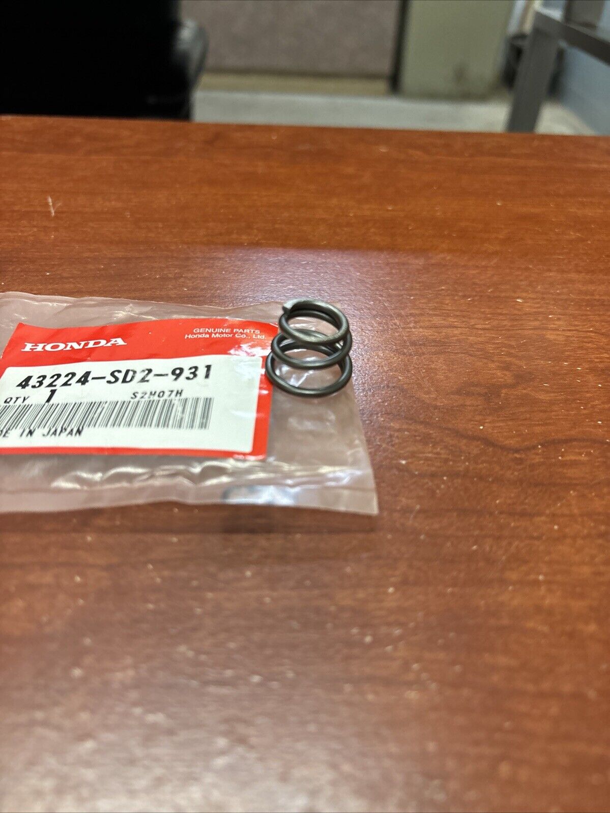 NOS Honda ACCORD CIVIC NSS250 DEL SOL CRX ADJUSTING SPRING B 43224-SD2-931 H155