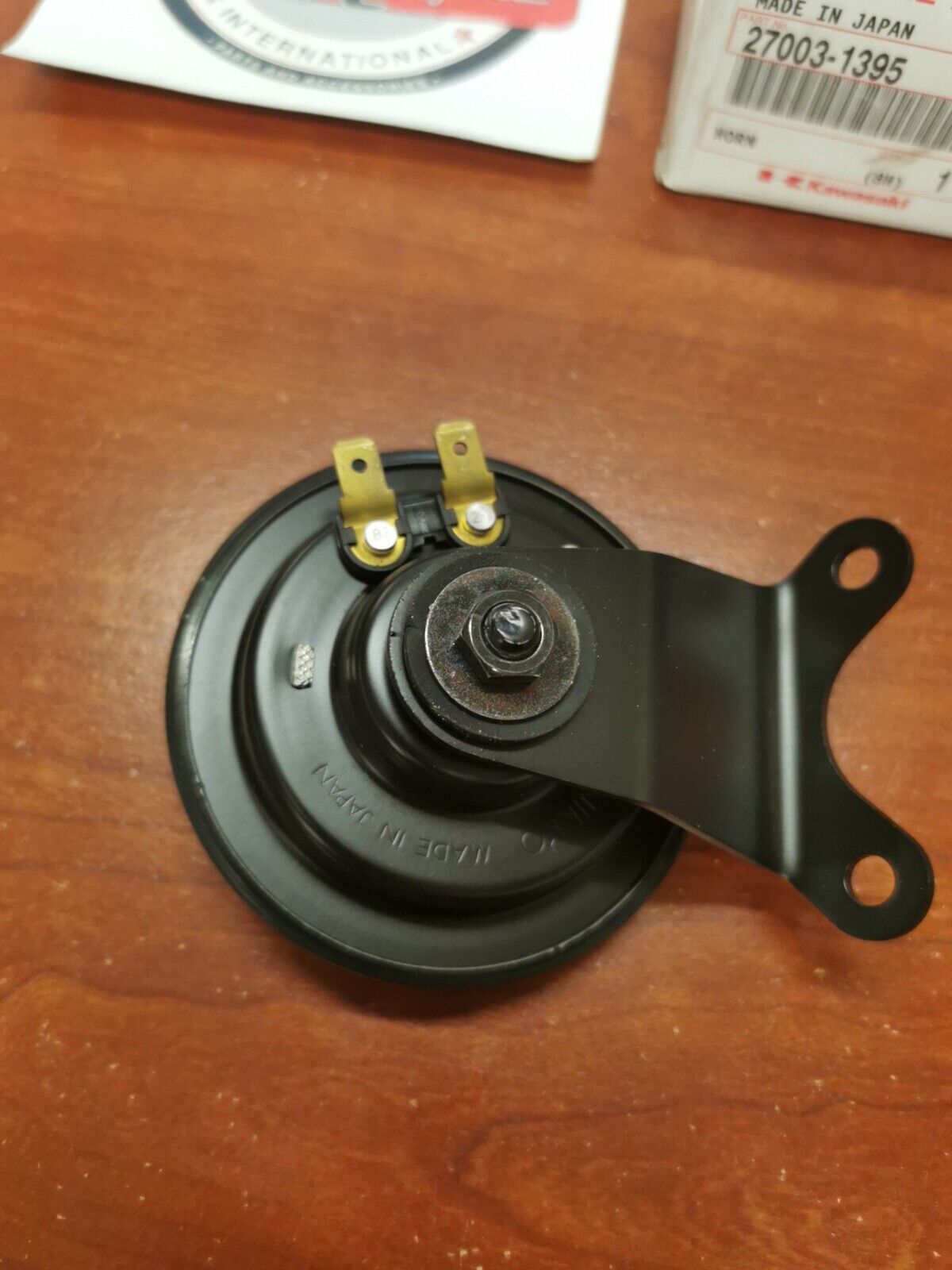 NOS Kawasaki 1996 - 2003 ZX750 HORN 27003-1395 K35