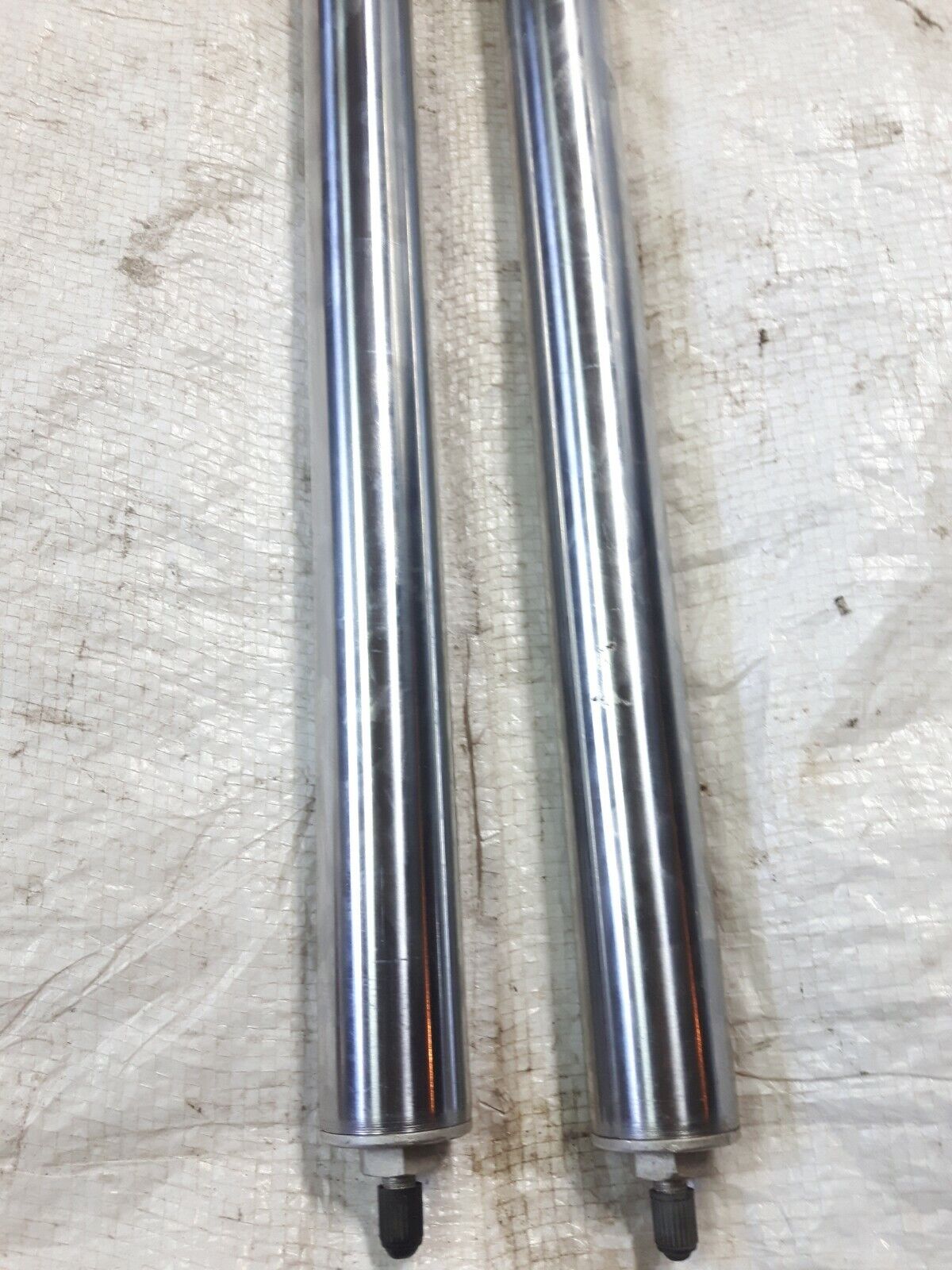 Honda XL250R 1984 front fork shock absorber XL 250R SHOWA 51400-KL4-671 .