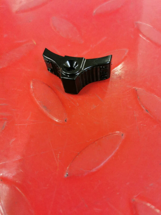 NOS SUZUKI  GT185  GT250  GT380  GT550   SWITCH ON  OFF KNOB  57712-28051   S12