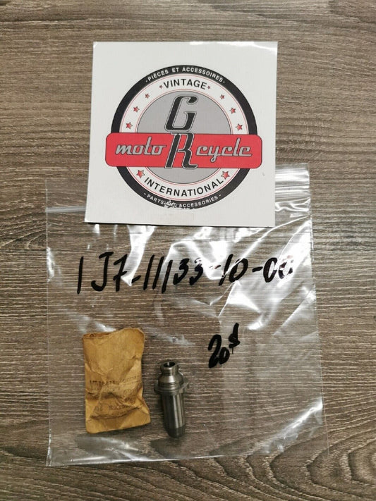 NOS YAMAHA GUIDE INTAKE VALVE 1ST O/S 1J7-11133-10-00 Y51