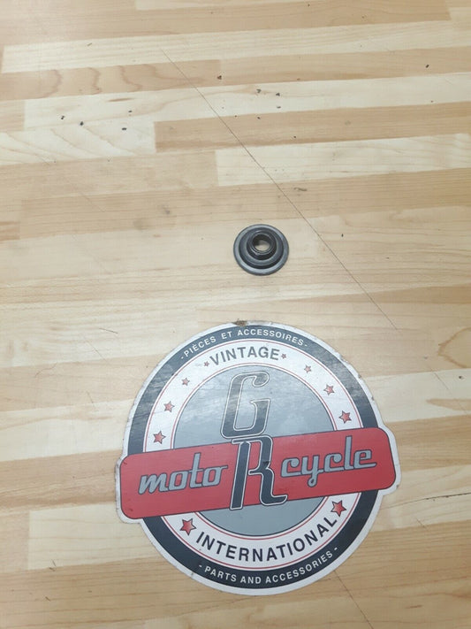 Honda XR350R 1983 valve spring retainer 2