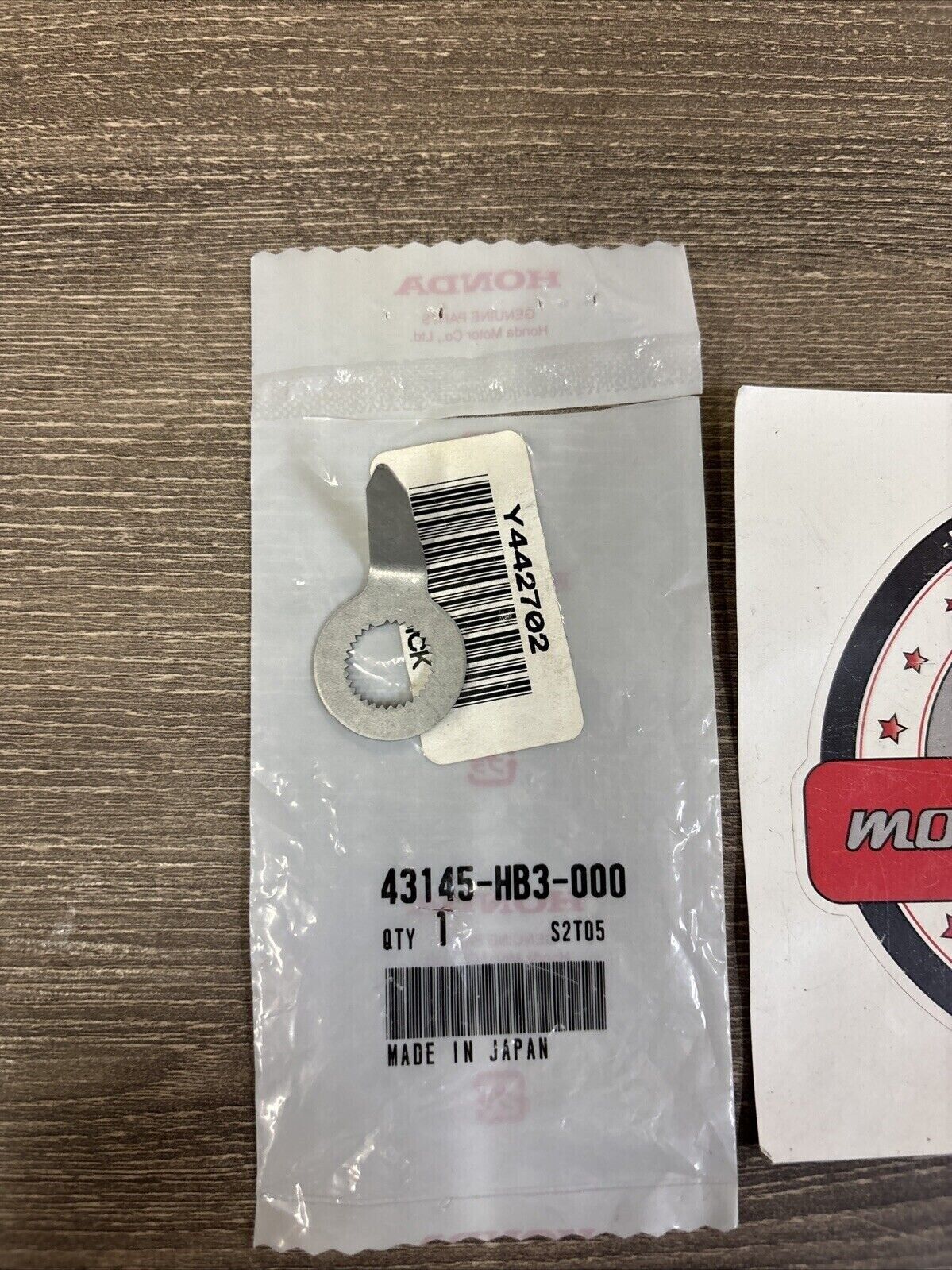 NOS Honda TRX200 TRX90 TRX125 ATC125M REAR BRAKE INDICATOR 43145-HB3-000 H121
