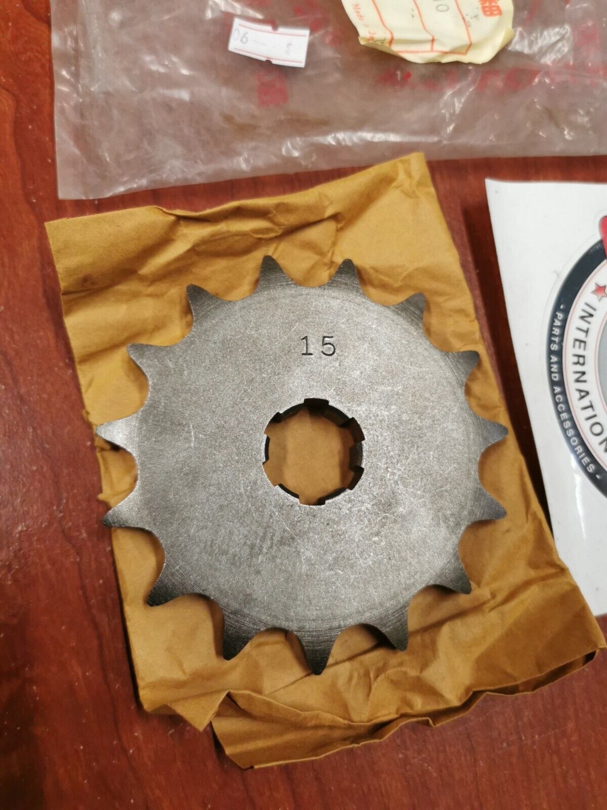 NOS Honda 1977 1978 CB750K DRIVE SPROCKET (15T) 23801-405-010 H64
