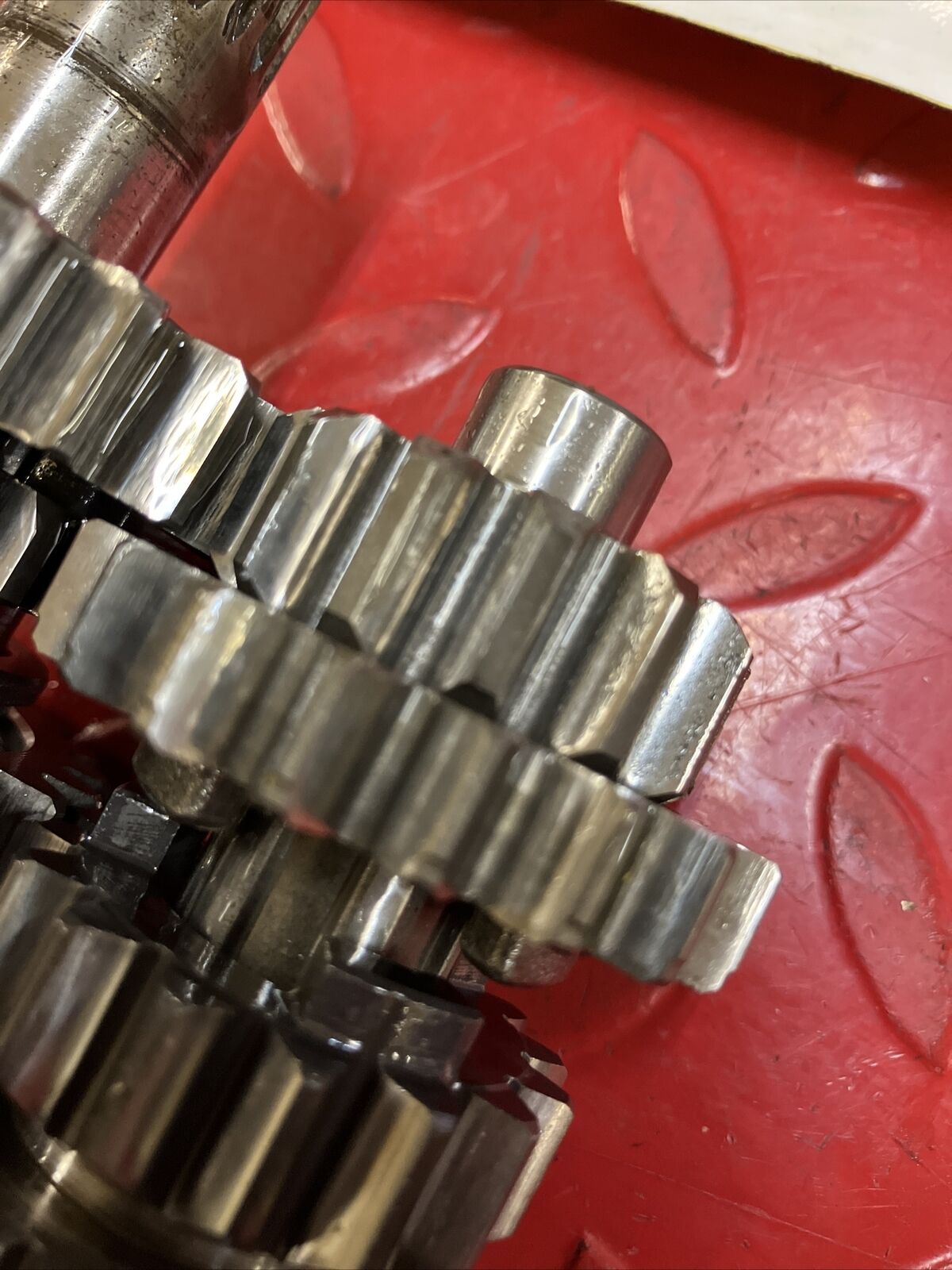 Suzuki RM125 1987 transmission mainshat countershaft gear