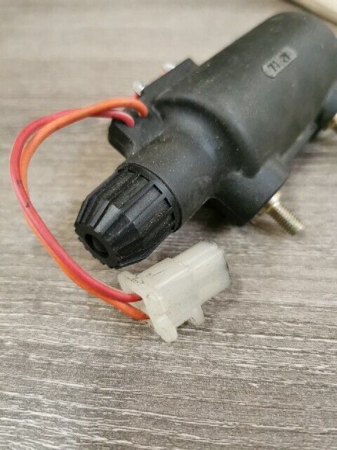 NOS YAMAHA XV750J XV920MK XV500K IGNITION COIL ASSEMBLY 4X7-82310-70-00 Y160