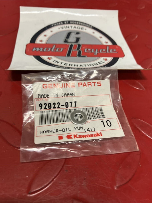 NOS KAWASAKI OIL PUMP WASHER 92022-077 K13