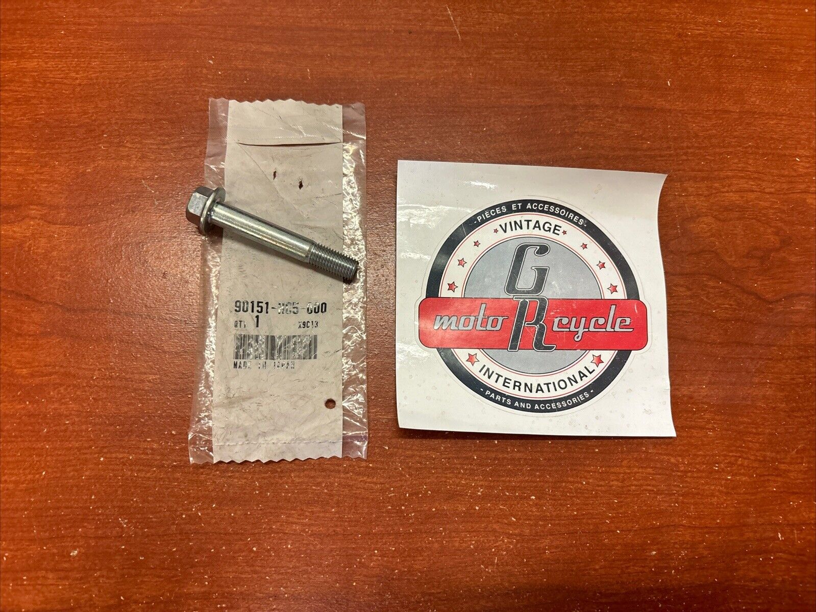 NOS Honda FTR223 TRX200 TRX250 TRX300 FLANGE BOLT 10X62 90151-HC5-000 H135