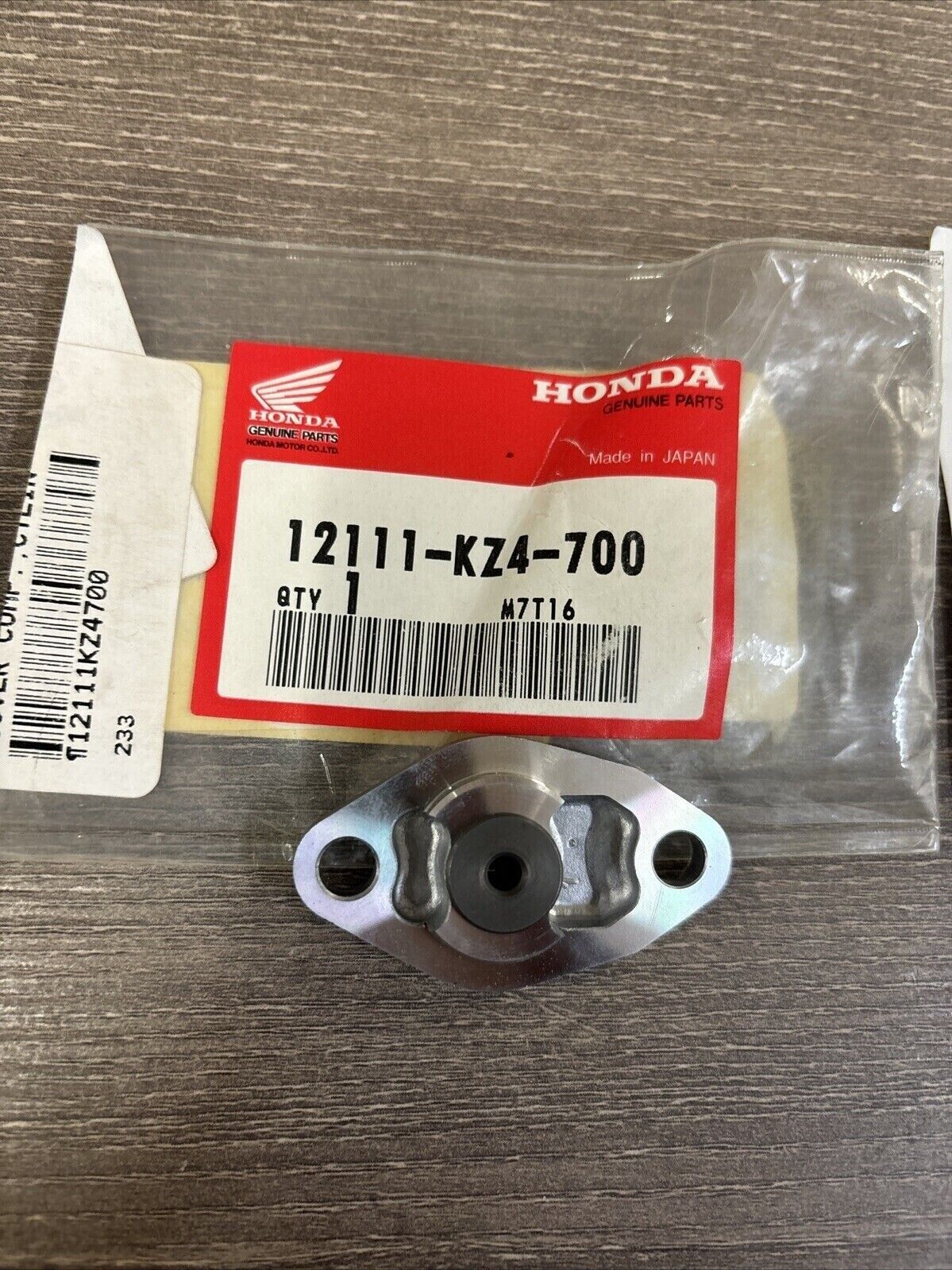 NOS Honda 1990 - 1999 CR125R CYLINDER (UPPER) COVER 12111-KZ4-700 H117