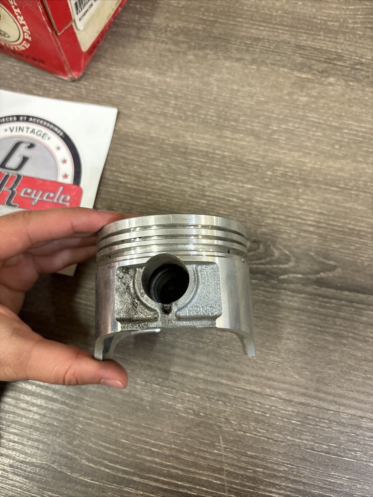 NOS Honda 1974 - 1978 XL350 K0 K1 K2 K3 K4 PISTON STD 13101-356-000 H136