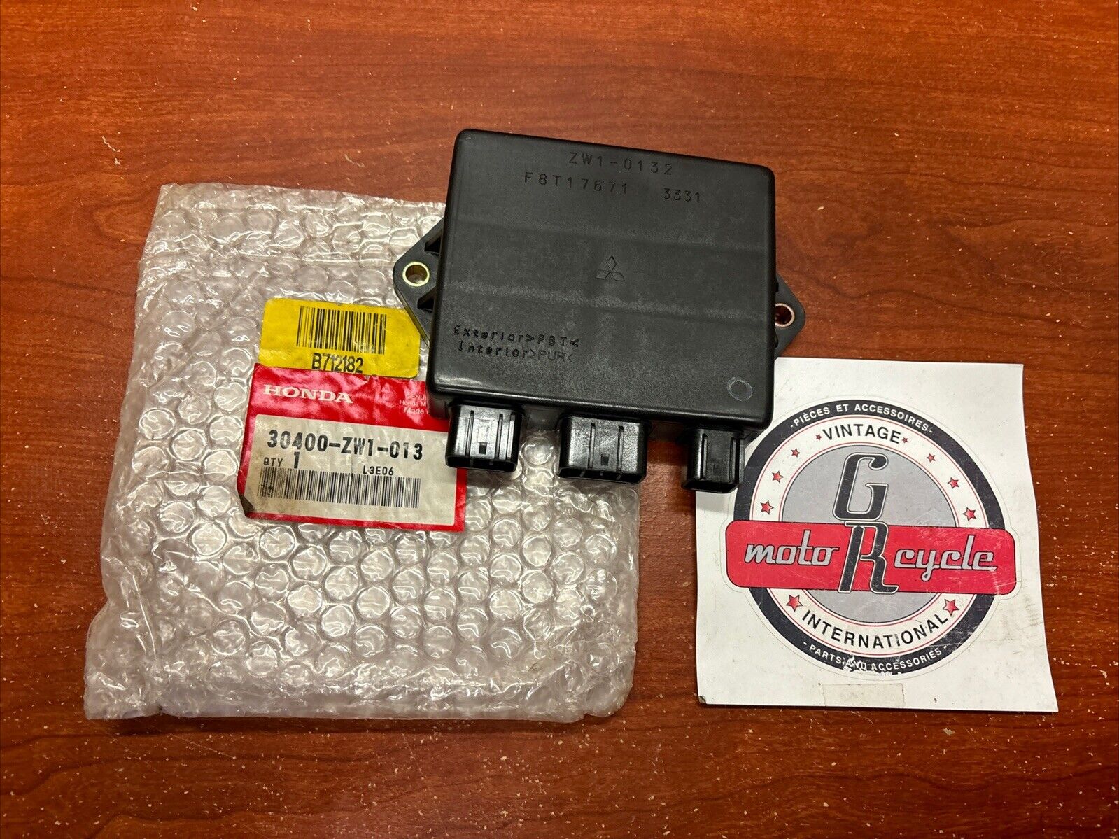 NOS Honda BF75 BF90 IGNITION CONTROL MODULE CDI 30400-ZW1-013 H181