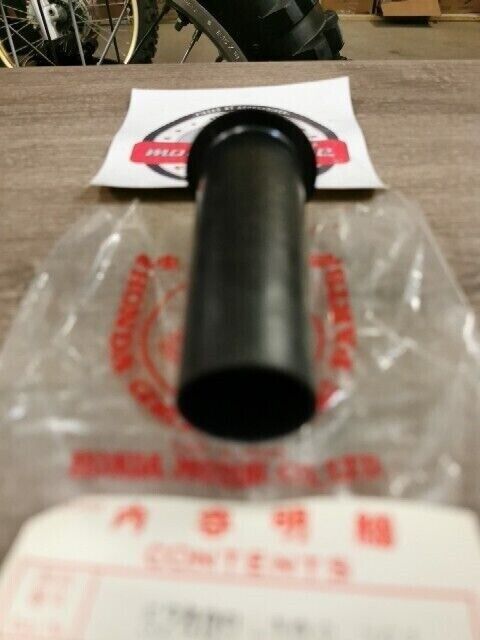 NOS HONDA CB50 CL100 1972 1973 GUIDE RR SHOCK ABSORBER SPRING 52409-108-761 H87