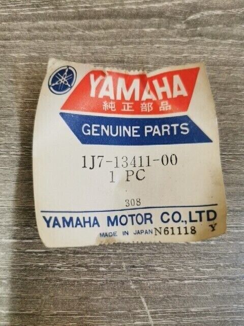 NOS YAMAHA XS750 1977 XS850 XS1100 STRAINER OIL 1J7-13411-00-00 Y170