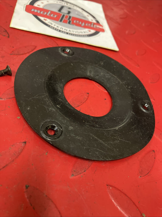 Honda CR250R 1991 Front wheel hub cover CR125R CR500R 1990