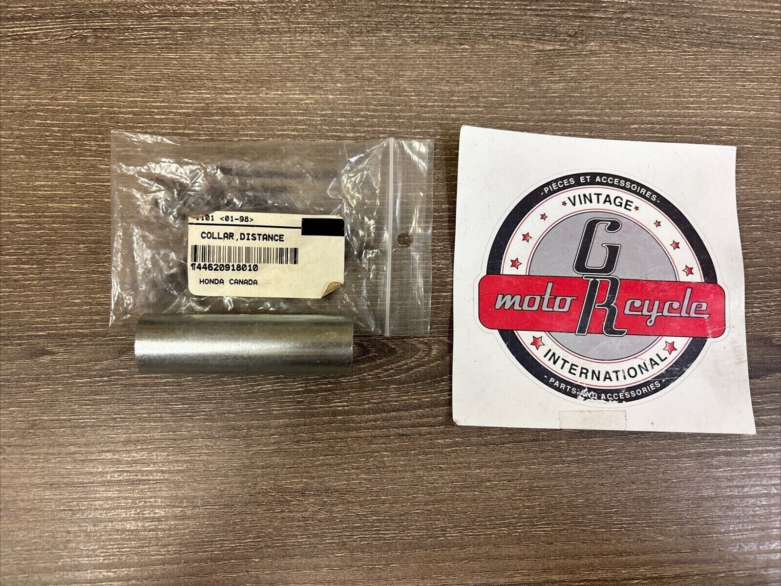 NOS Honda ATC90 DISTANCE COLLAR 44620-918-010 H122