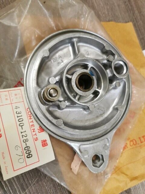 NOS HONDA CB100 1970 - 1972 CL100 CB125S1 PANEL REAR BRAKE 43100-107-000 H88