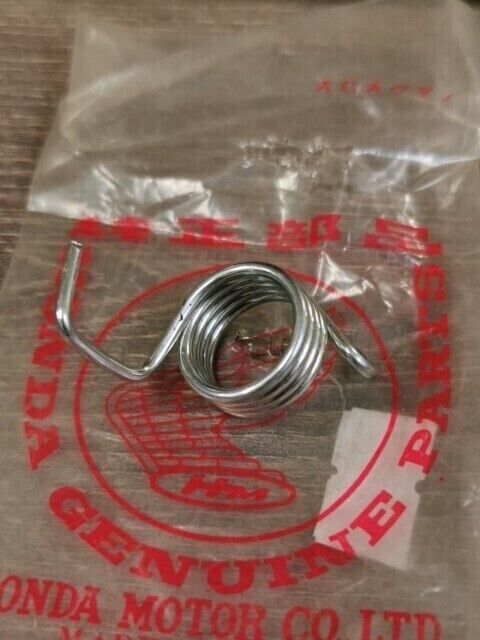NOS HONDA XL100S 1981 - 1985 SPRING L STEP RETURN 50644-435-000 H89