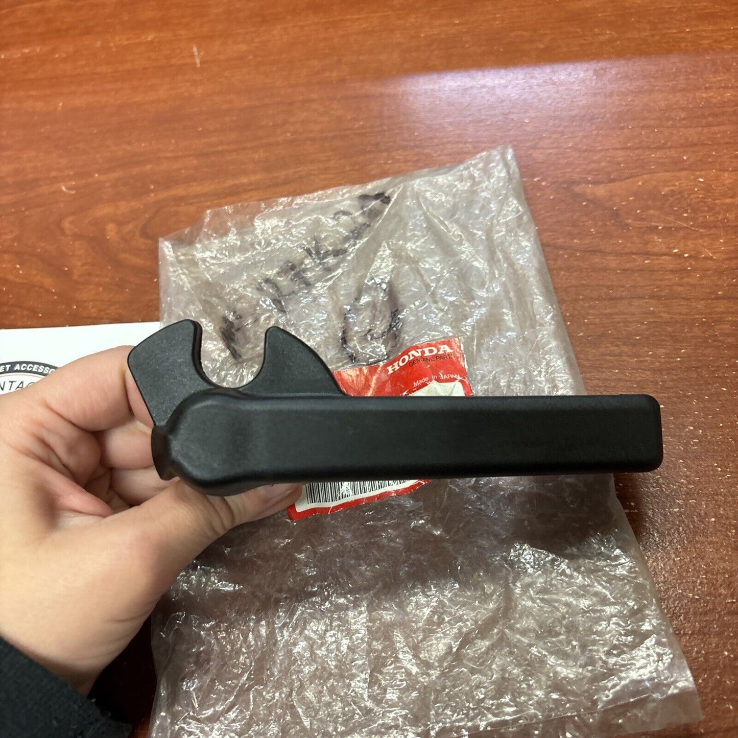 NOS Honda OUTBOARD SHIFT LEVER 24614-ZV4-650 H150