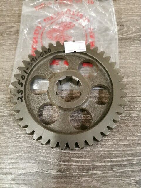 NOS HONDA GL1000 1975 - 1979 GEAR  FINAL DRIVE 23501-371-000 H76