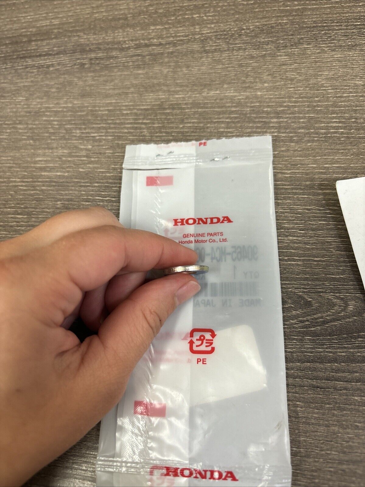 NOS Honda CB250F CBR250 CR125R CR250R CR500R CR80R WASHER 8MM 90465-MC4-000 H128
