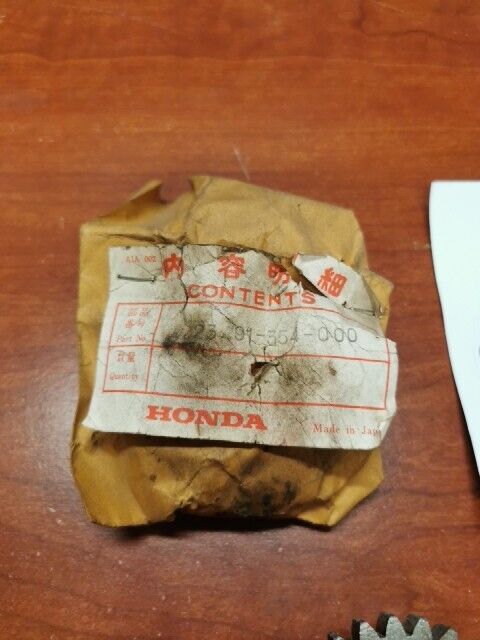 NOS Honda CB200 B T CL200 XL175 GEAR 5TH COUNTER 24T 23491-354-000 H75