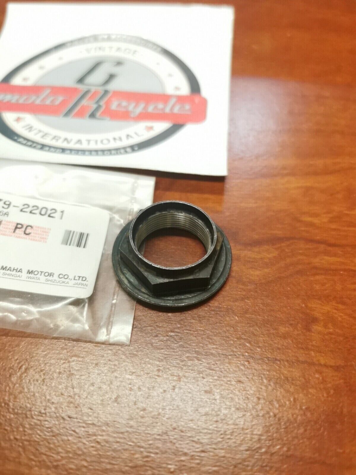 NOS Yamaha YXM70 YXM700 YFM70 YFM5 YXC70 YXE70 YXR7 NUT 90179-22021-00 Y81