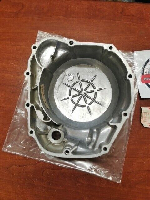 NOS Honda CB500 K0 K1 K2 P RIGHT CRANKCASE COVER 11331-323-010 H78