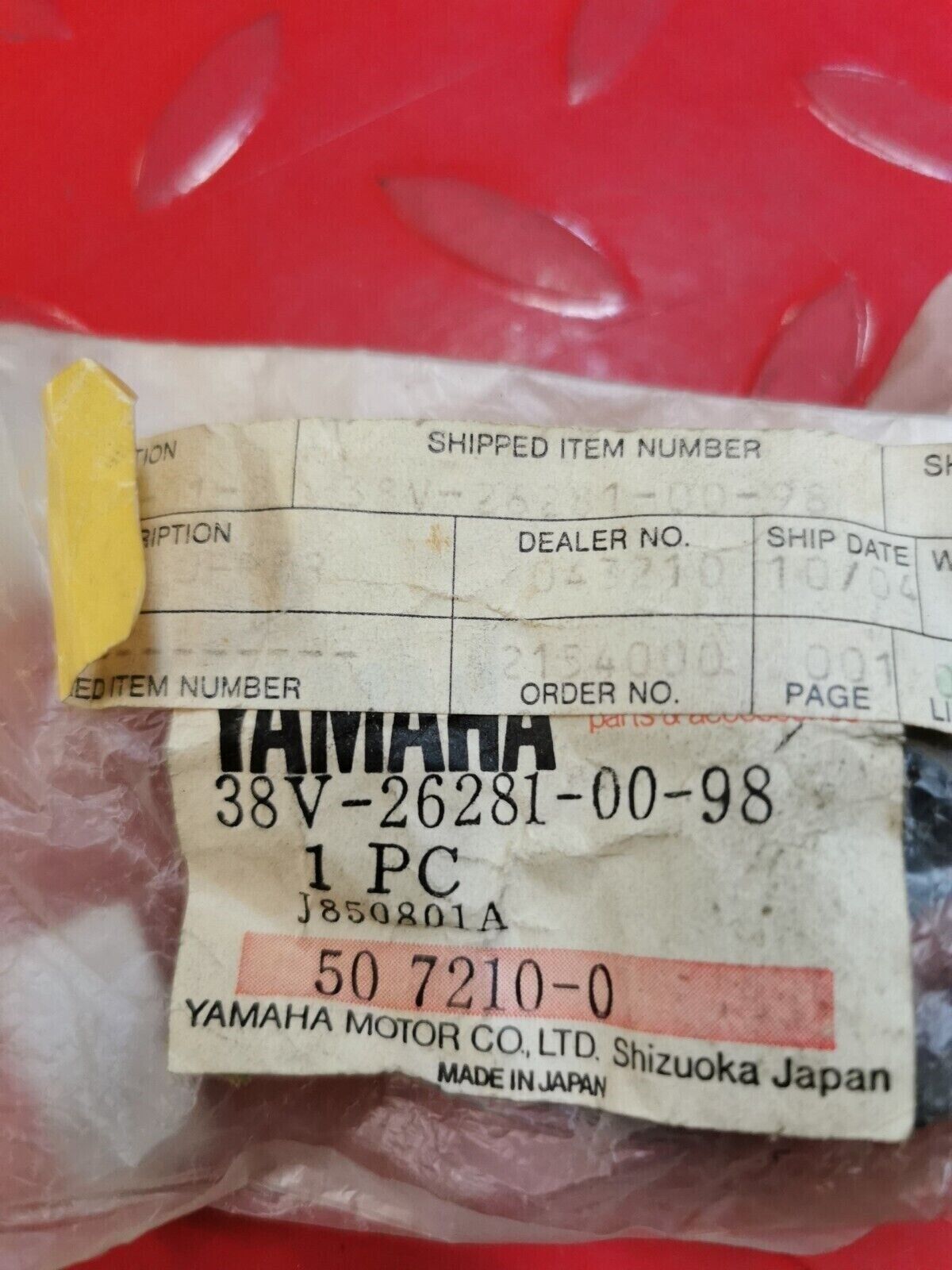 NOS Yamaha XT225 TY350 GRIP UPPER CAP 38V-26281-00-98 Y25