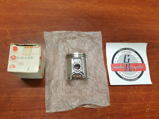 NOS SUZUKI 1977 RM125 PISTON 12110-41310 SUB. 12110-41311 S31