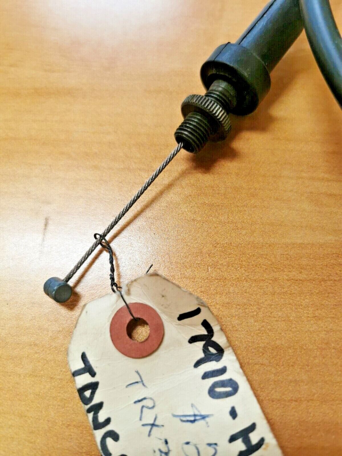 NOS HONDA   TRX300FW   1988 - 1992  CABLE THROTTLE  17910-HC4-000  H22