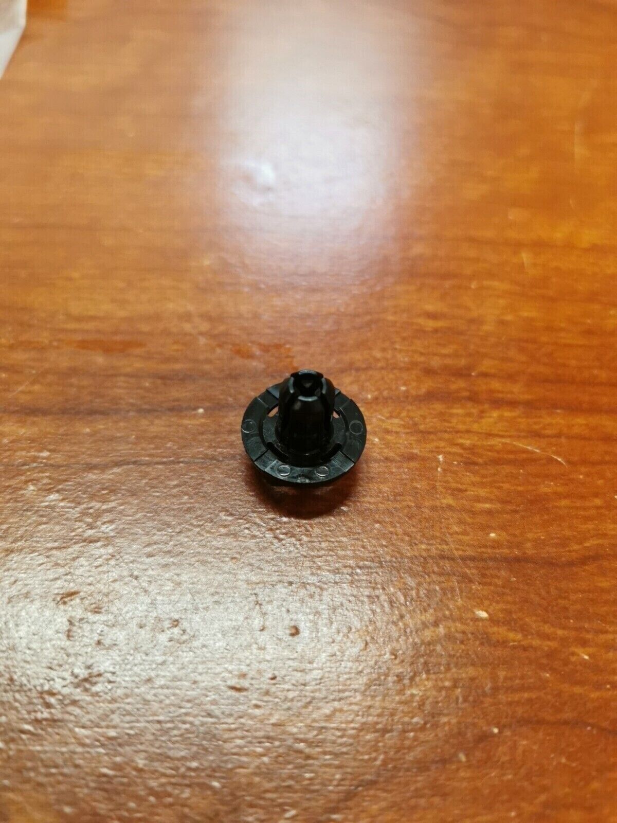 NOS Yamaha FX10 RX10 RIVET 90269-08006-00 Y84