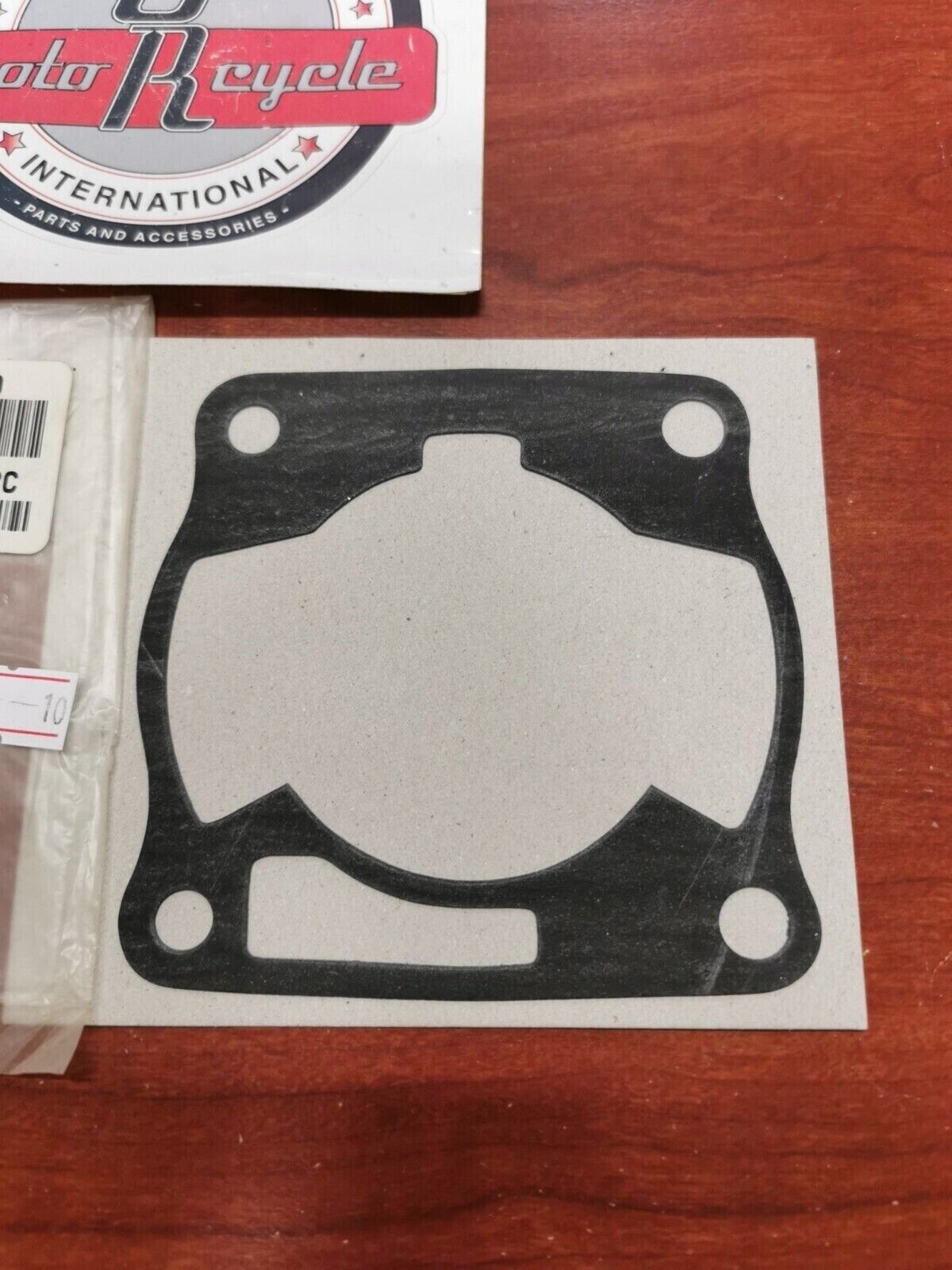 NOS Yamaha YZ85 YZ80 CYLINDER GASKET 4ES-11351-00-00 Y95