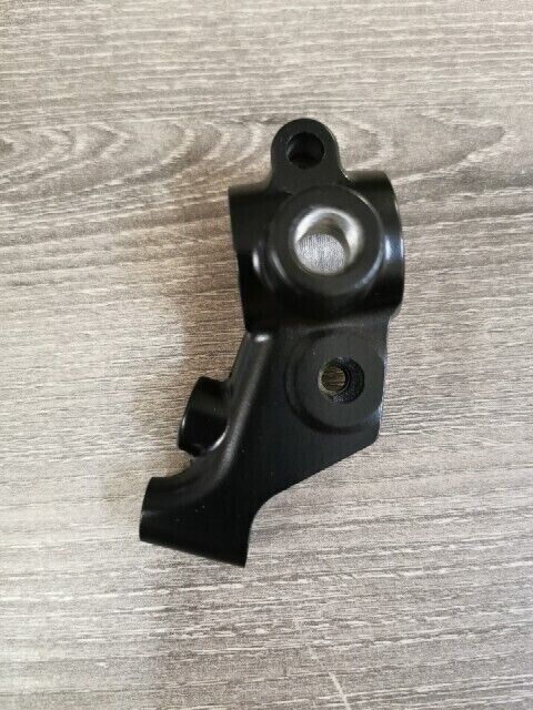 NOS YAMAHA DT100 DT125 DT175 TW200 XJ550 HOLDER LEVER 1 3Y6-82911-00-00 Y187