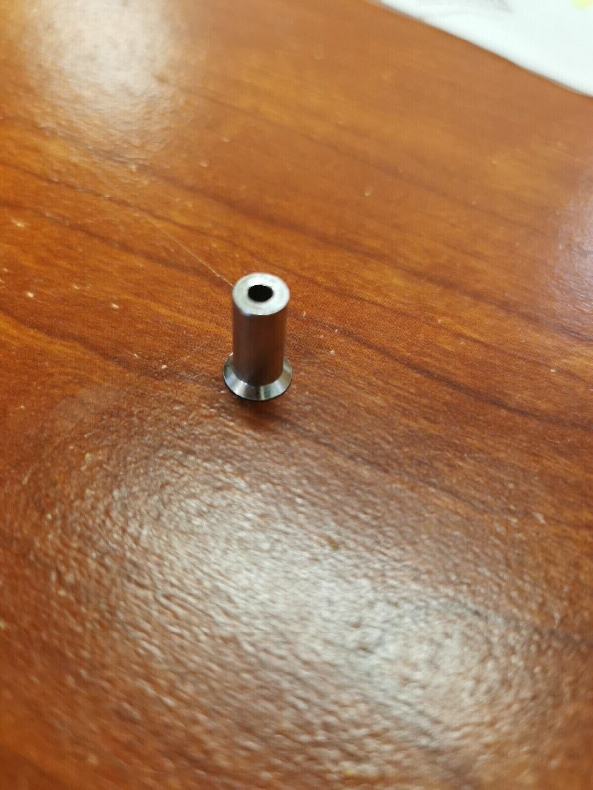 NOS Yamaha FX10 RST90 SRT1 RX10 RS90 CENTER RIVET (ST13.3) 90266-06002-00 Y83